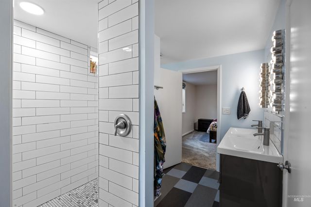 1929 W Bedford, Boise, ID 83705