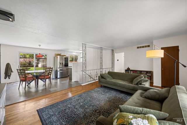 1929 W Bedford, Boise, ID 83705