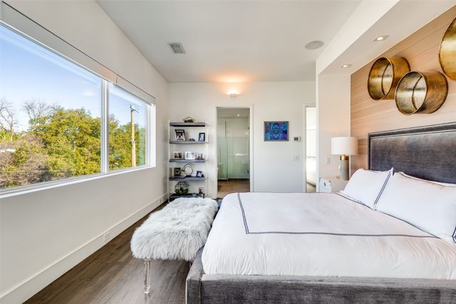 2412 Laneri Avenue, Dallas, TX 75206