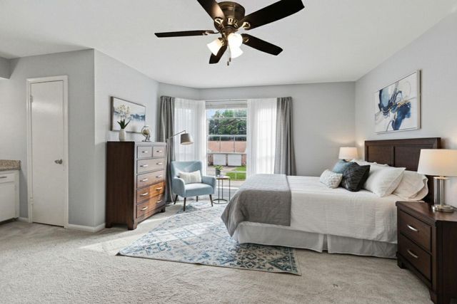 10654 Hazelhurst Drive 28, Houston, TX 77043