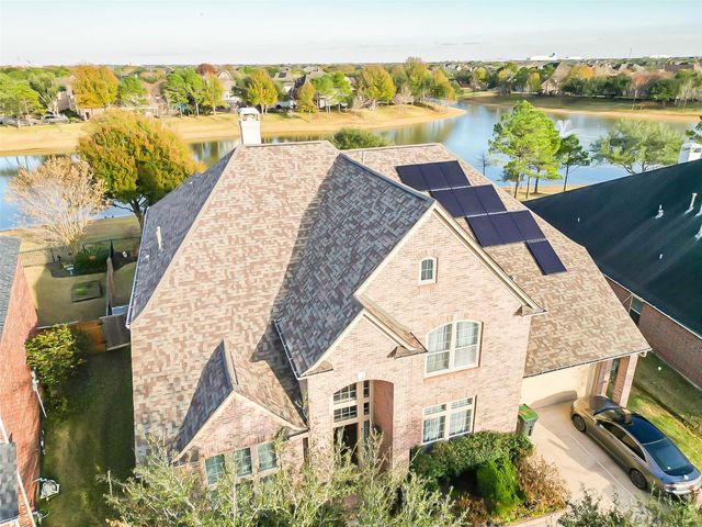 2305 Delta Bridge Drive, Pearland, TX 77584