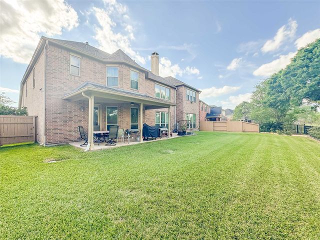 2305 Delta Bridge Drive, Pearland, TX 77584