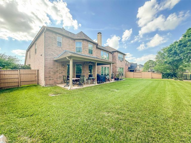 2305 Delta Bridge Drive, Pearland, TX 77584