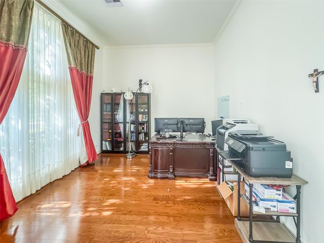 2305 Delta Bridge Drive, Pearland, TX 77584