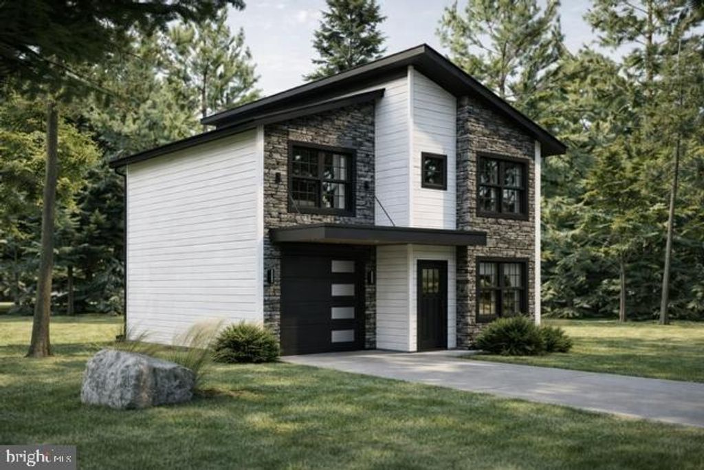 8640 MORMON CHURCH, Waynesboro, PA 17268