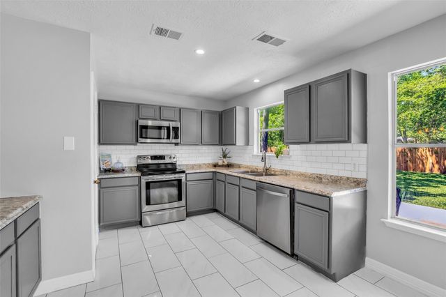 16919 Lacing Court, Crosby, TX 77532