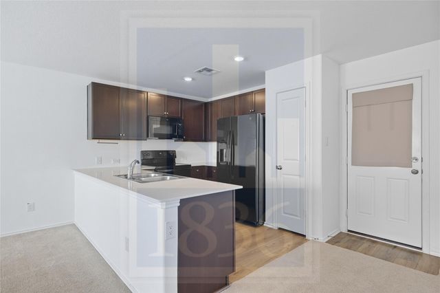 141 Texas Angel WAY, Jarrell, TX 76537