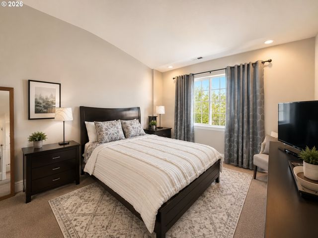 125 W FAIRFIELD St, Gladstone, OR 97027