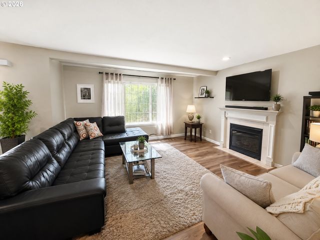 125 W FAIRFIELD St, Gladstone, OR 97027