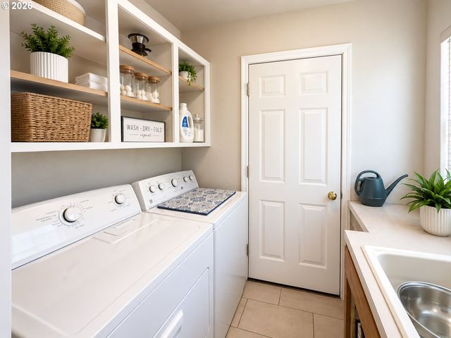 125 W FAIRFIELD St, Gladstone, OR 97027