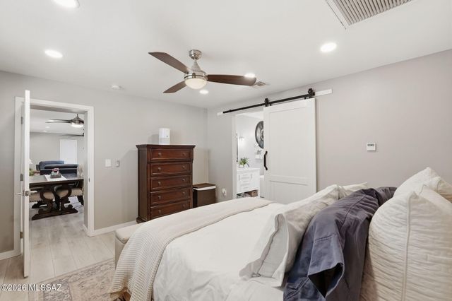 1801 N Howard Boulevard, Tucson, AZ 85716