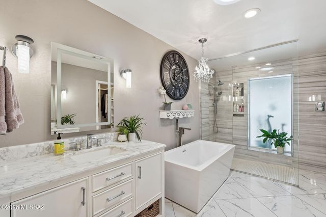 1801 N Howard Boulevard, Tucson, AZ 85716