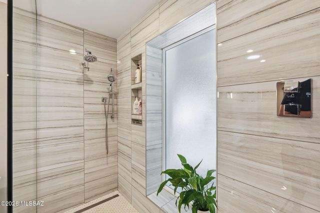 1801 N Howard Boulevard, Tucson, AZ 85716