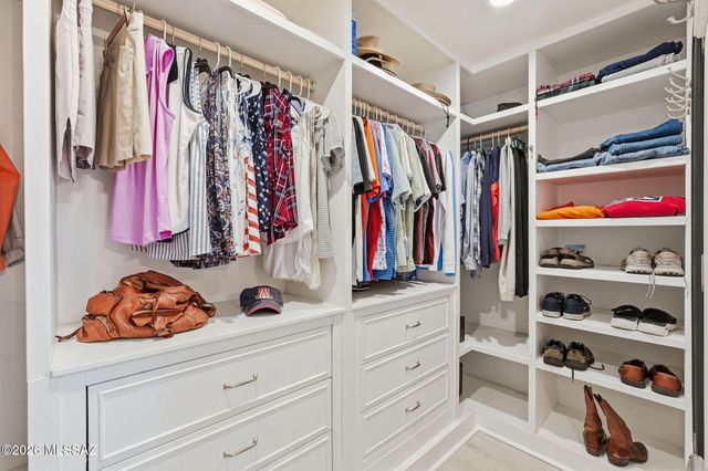 1801 N Howard Boulevard, Tucson, AZ 85716