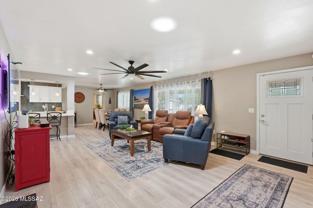 1801 N Howard Boulevard, Tucson, AZ 85716