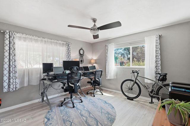 1801 N Howard Boulevard, Tucson, AZ 85716