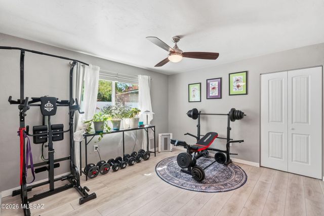 1801 N Howard Boulevard, Tucson, AZ 85716