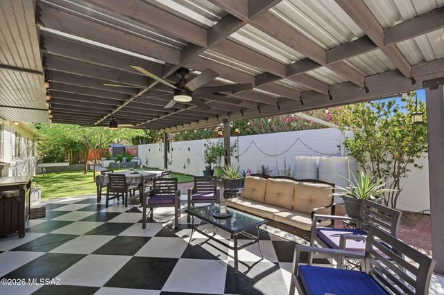 1801 N Howard Boulevard, Tucson, AZ 85716