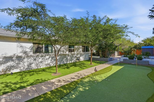 1801 N Howard Boulevard, Tucson, AZ 85716