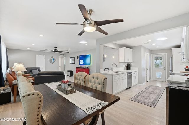 1801 N Howard Boulevard, Tucson, AZ 85716