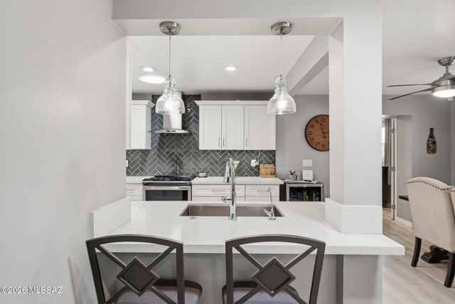 1801 N Howard Boulevard, Tucson, AZ 85716