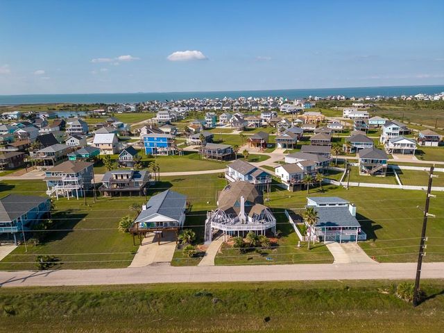 22814 Verano Drive, Galveston, TX 77554