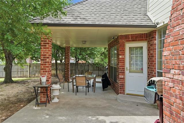 2613 Wexford Court, Norman, OK 73072