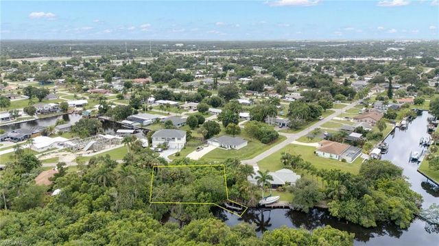 315 Shore DR, Fort Myers, FL 33905