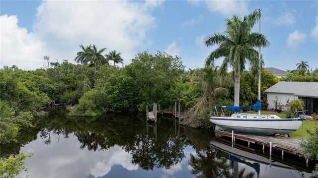 315 Shore DR, Fort Myers, FL 33905