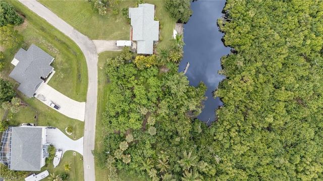 315 Shore DR, Fort Myers, FL 33905