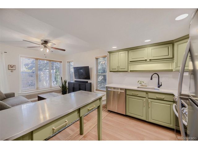 1909 S Kipling St A, Lakewood, CO 80227