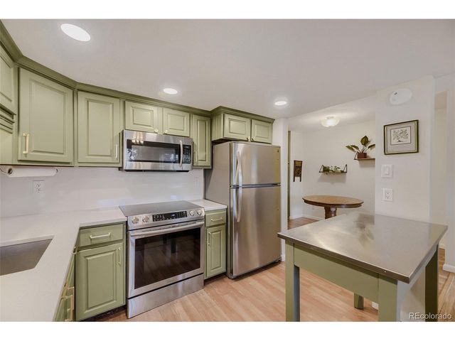 1909 S Kipling St A, Lakewood, CO 80227