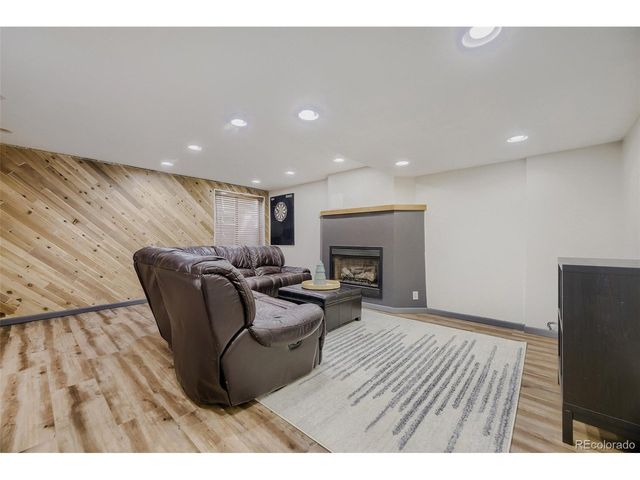 1909 S Kipling St A, Lakewood, CO 80227