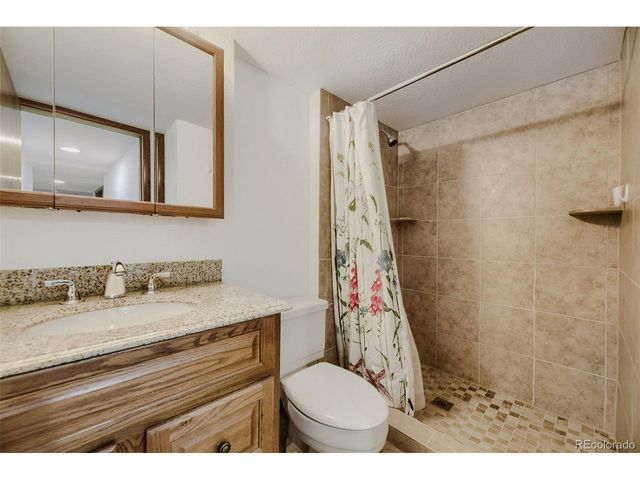 1909 S Kipling St A, Lakewood, CO 80227