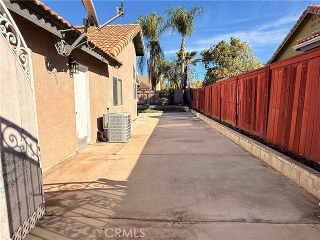 2105 Villines, San Jacinto, CA 92583