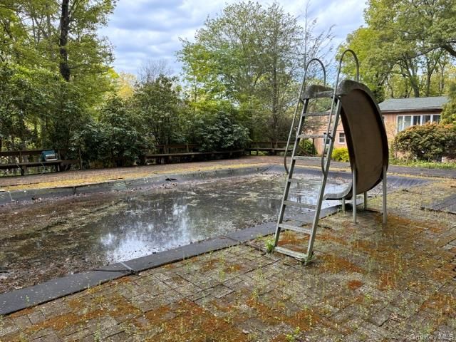 80 Alpine Way, South Huntington, NY 11746