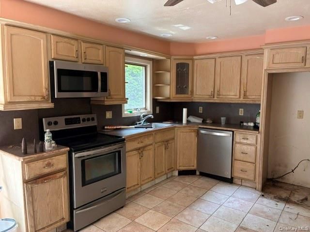 80 Alpine Way, South Huntington, NY 11746