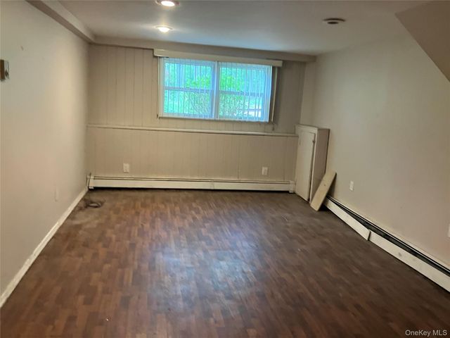 80 Alpine Way, South Huntington, NY 11746