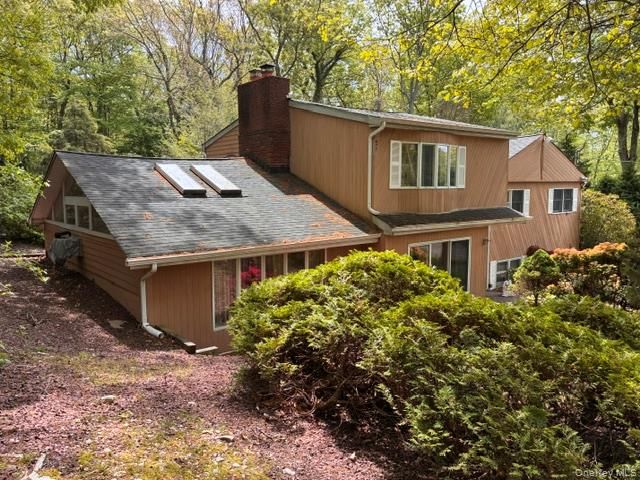 80 Alpine Way, South Huntington, NY 11746