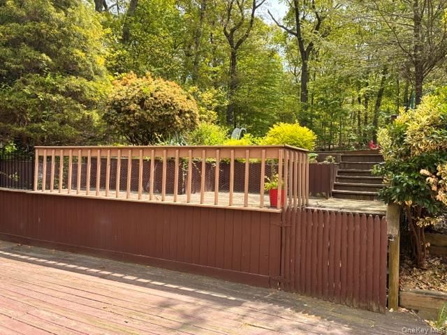 80 Alpine Way, South Huntington, NY 11746