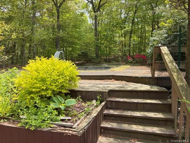80 Alpine Way, South Huntington, NY 11746