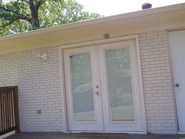 2613 Vancouver Drive, Little Rock, AR 72204