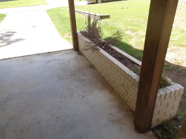 2613 Vancouver Drive, Little Rock, AR 72204