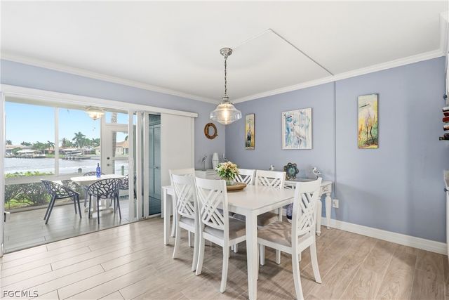 1927 SE 40th TER 107, Cape Coral, FL 33904