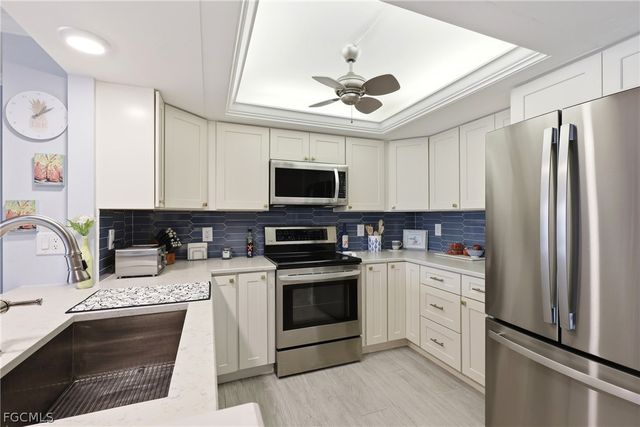 1927 SE 40th TER 107, Cape Coral, FL 33904