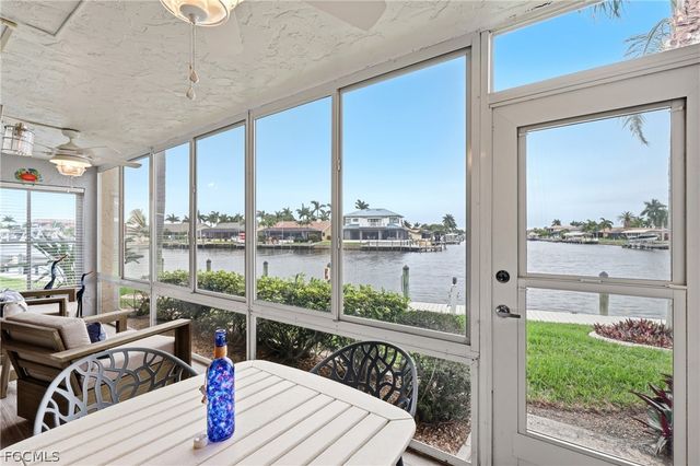 1927 SE 40th TER 107, Cape Coral, FL 33904