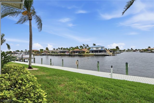 1927 SE 40th TER 107, Cape Coral, FL 33904