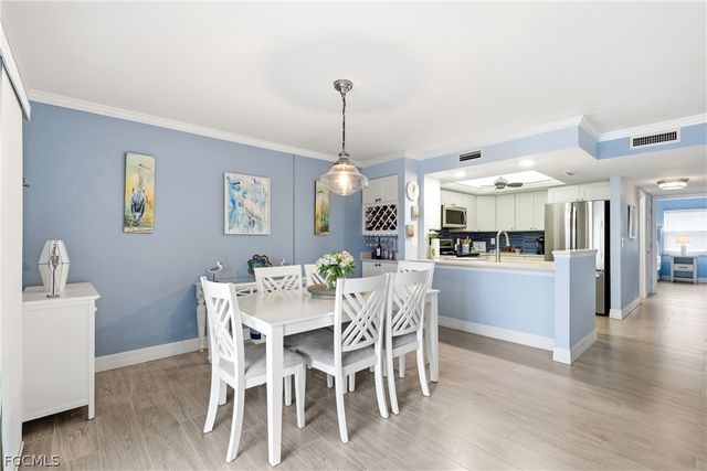 1927 SE 40th TER 107, Cape Coral, FL 33904