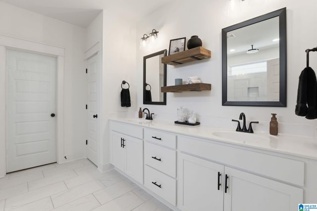 3952 SYDNEY TRAIL, Birmingham, AL 35211