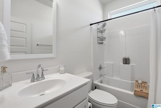 3952 SYDNEY TRAIL, Birmingham, AL 35211